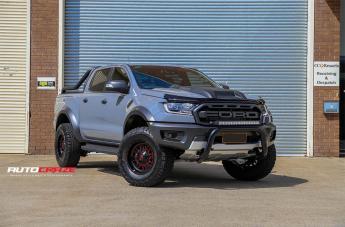 FORD-RANGER-RAPTOR-STROKE-GLOSS-BLACK-W-CANDY-RED